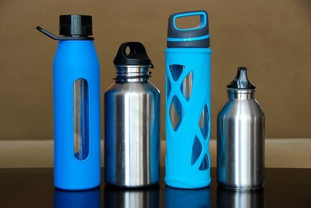 bottles-774466_640
